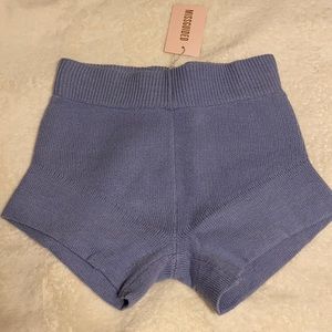 “Jacquemus” style knit shorts